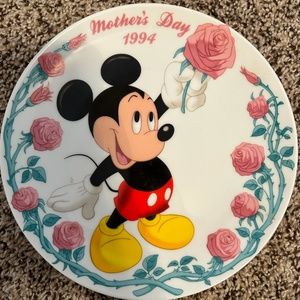 Vintage Disney Grolier Collectibles "Mother's Day Rose" Plate
